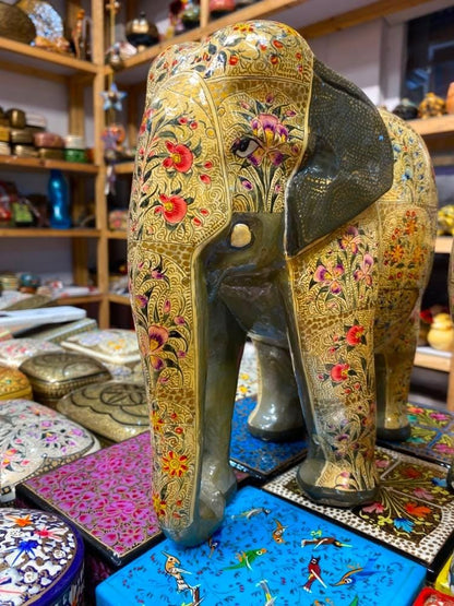 Paper Mâché elephant figurine set