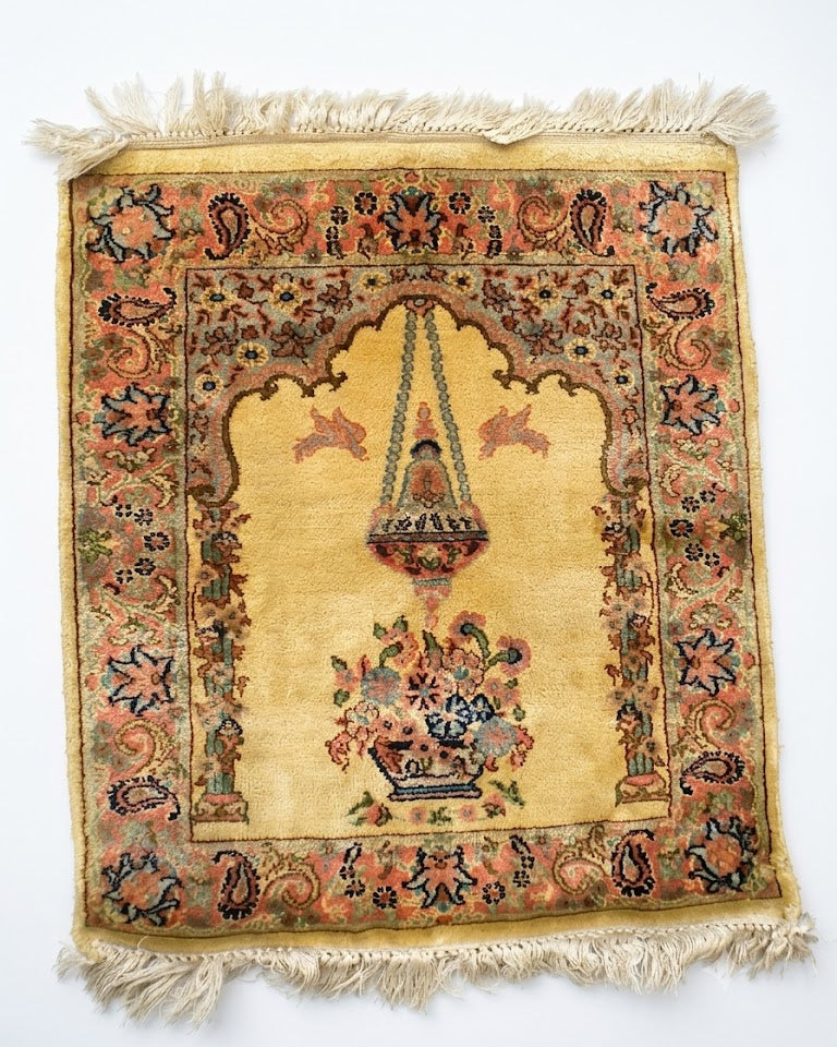 antique-mihrab-style-kashmiri-silk-hand-knotted-carpet_1