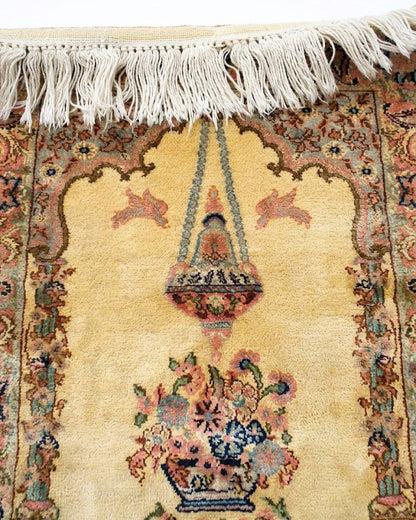 antique-mihrab-style-kashmiri-silk-hand-knotted-carpet_3