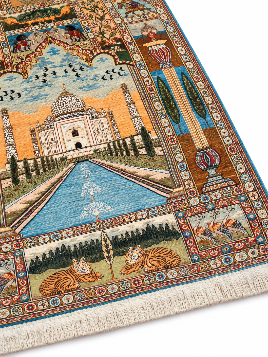 award-winning-ornate-taj-mahal-kashmir-silk-hand-knotted-carpet_2