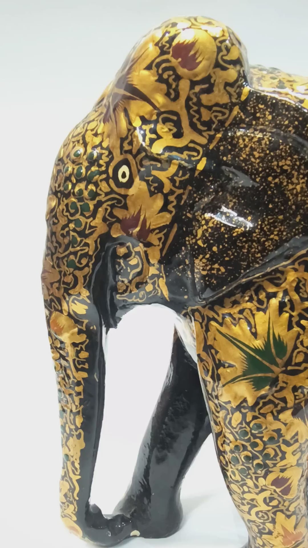 black-gold-chinar-leaf-handmade-kashmiri-paper-mache-elephant_5