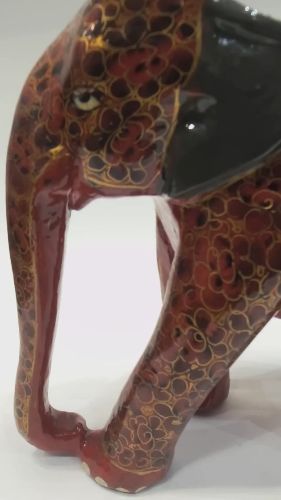 red-black-floral-handmade-kas4miri-paper-mache-elephant_5
