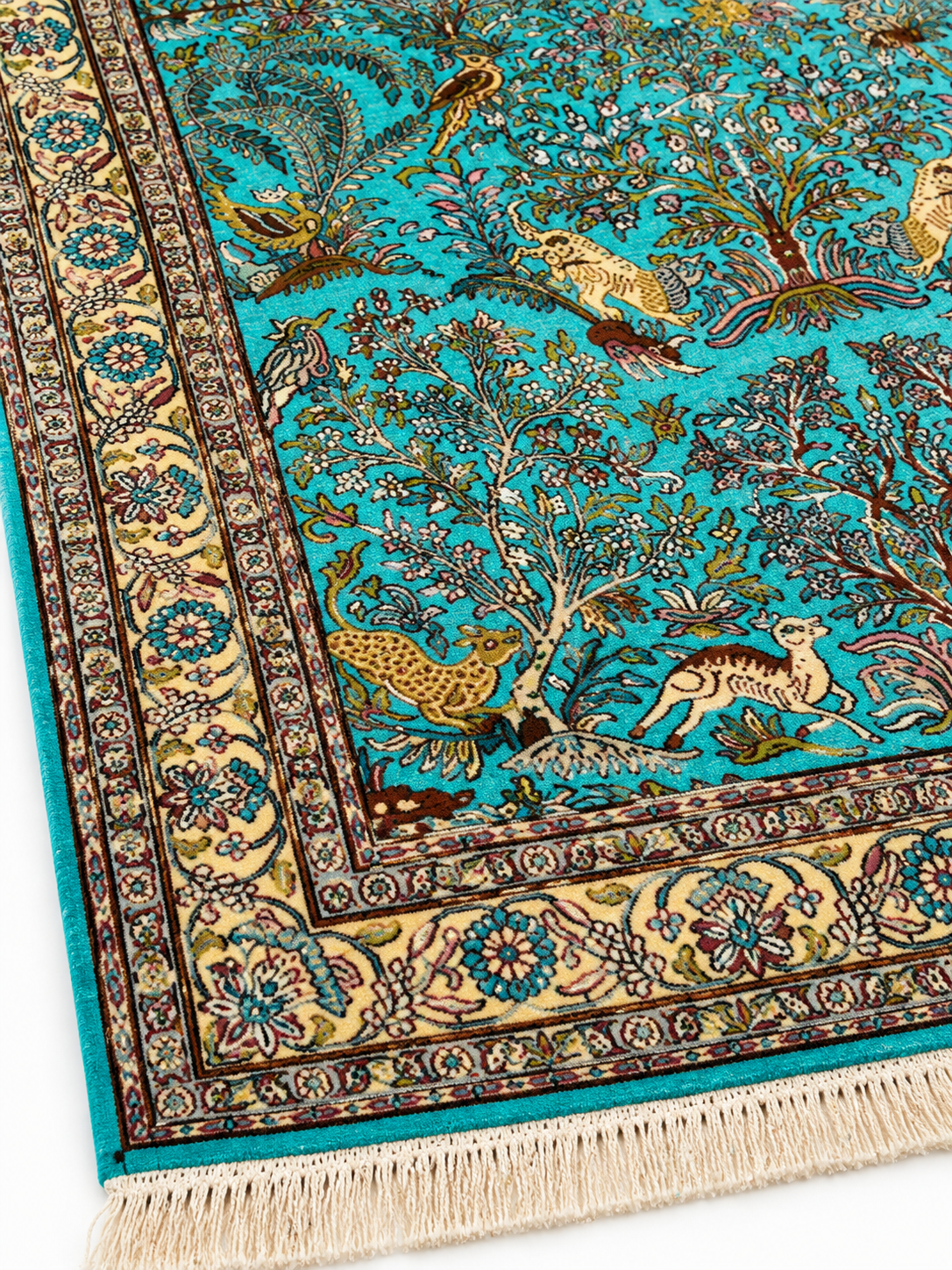 traditional-hunting-kashmiri-silk-hand-knotted-carpet_4